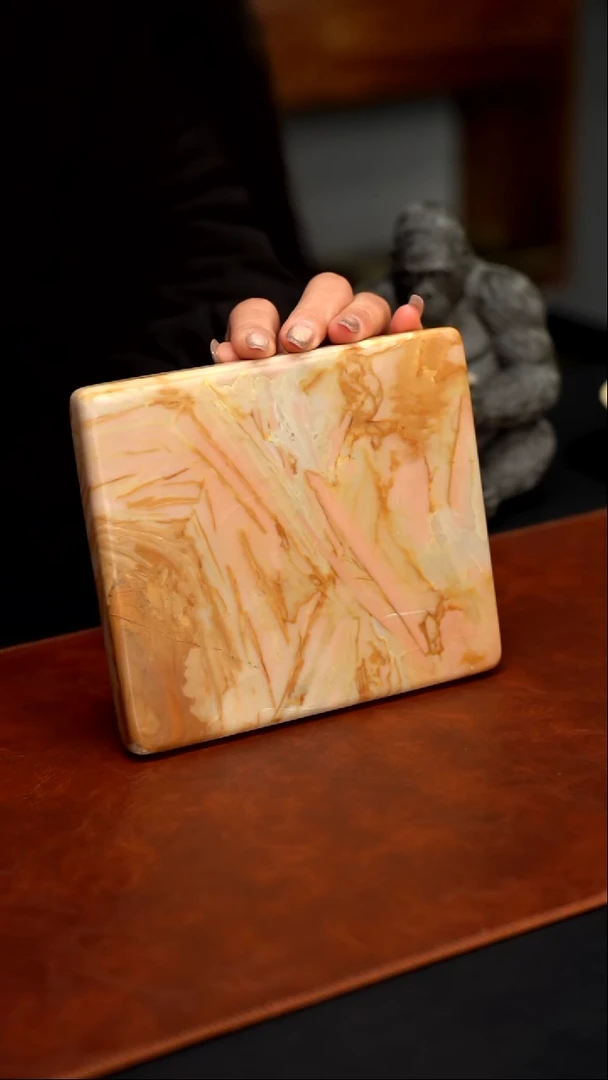 千石手工精品原石雕刻