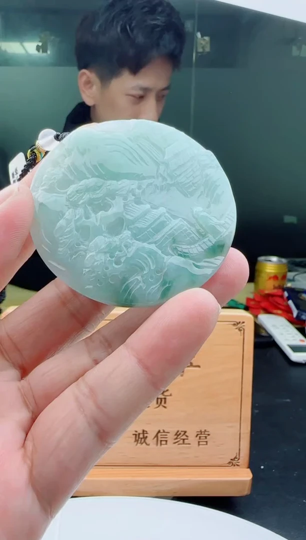 【闪购商品】翡翠颈饰未镶嵌1111111111