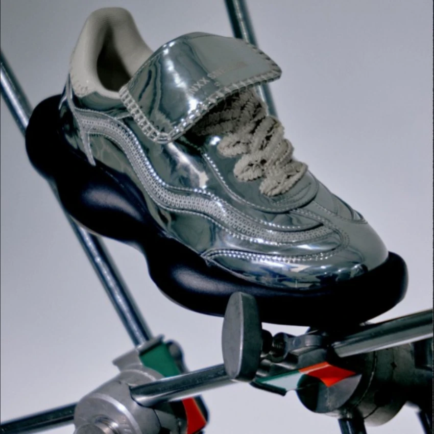 INXXSNEAKER（King精选）口香糖异形德训鞋 比弗利山庄液态银II休闲