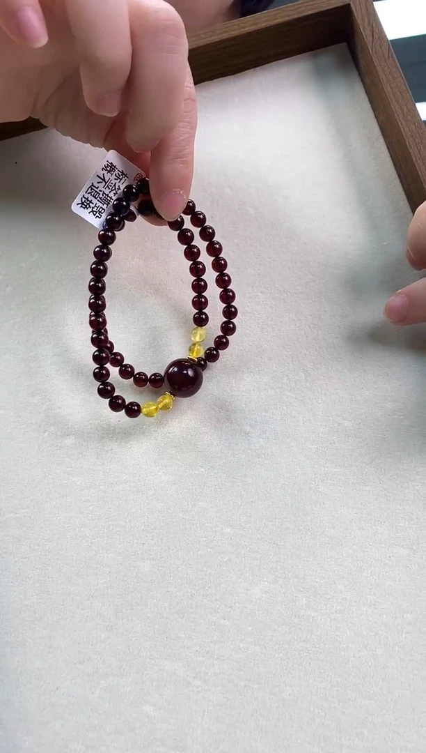 【闪购商品】琥珀颈饰未镶嵌缅甸血珀双圈手串6+15+