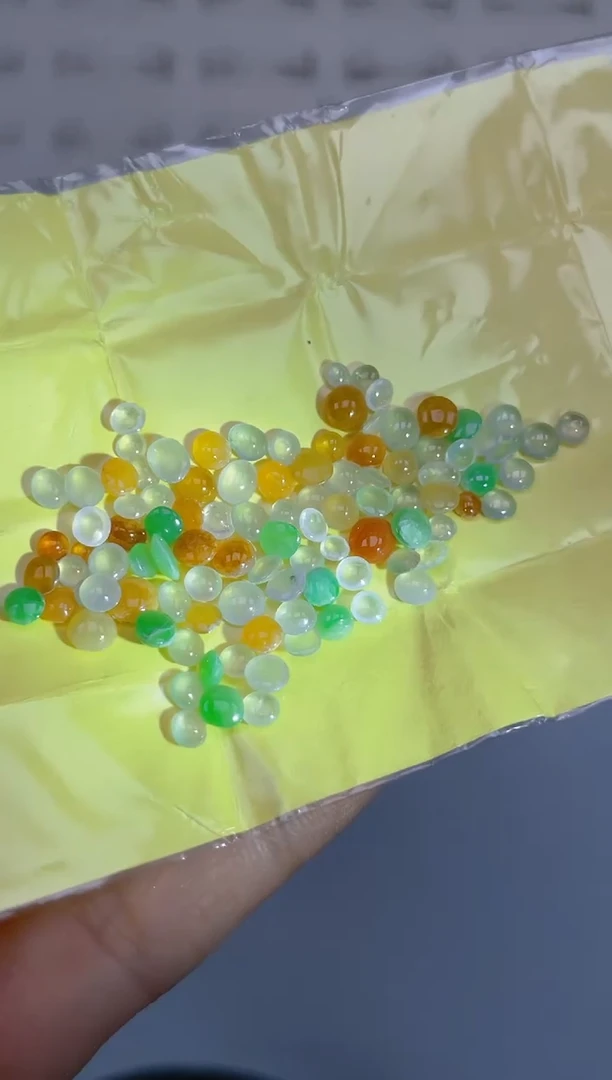 未镶嵌定制翡翠天然翡翠裸石蛋面358