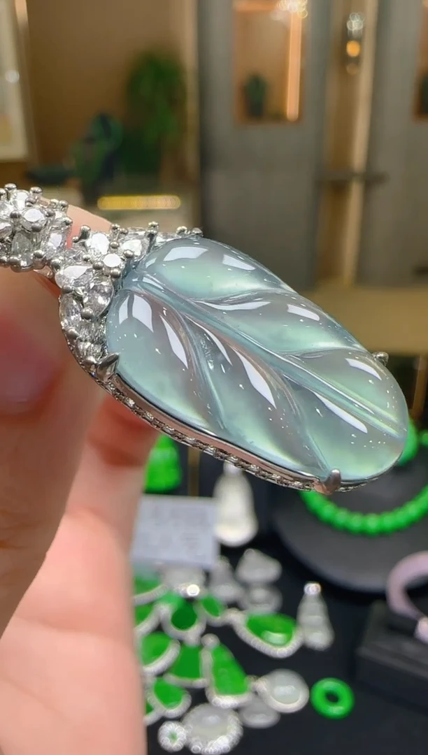 吊坠(不含链)未镶嵌翡翠天然A货翡翠多样性发一