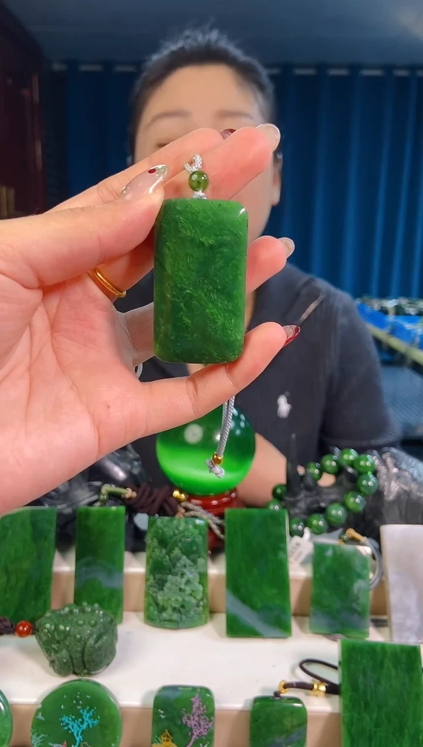 【闪购商品】和田玉挂件未镶嵌1