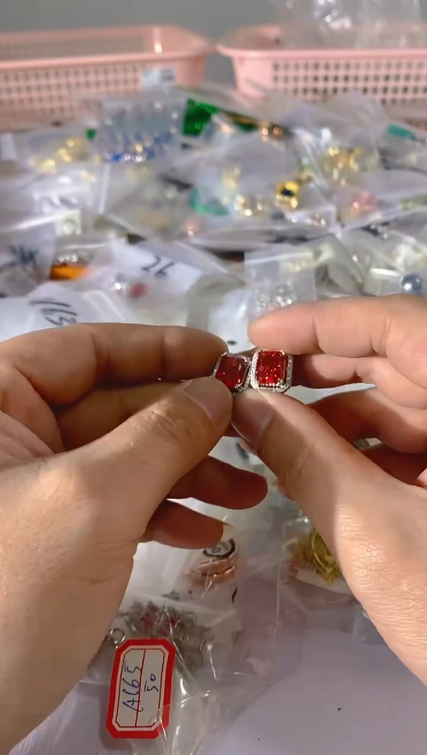 【闪购商品】紫晶颈饰银S925镶嵌X163红宝，蓝宝，多样性发一件赠链