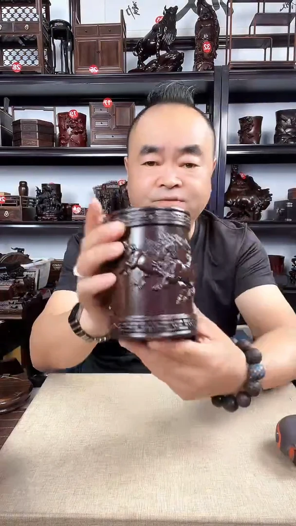 木小马笔筒老李红木工艺品