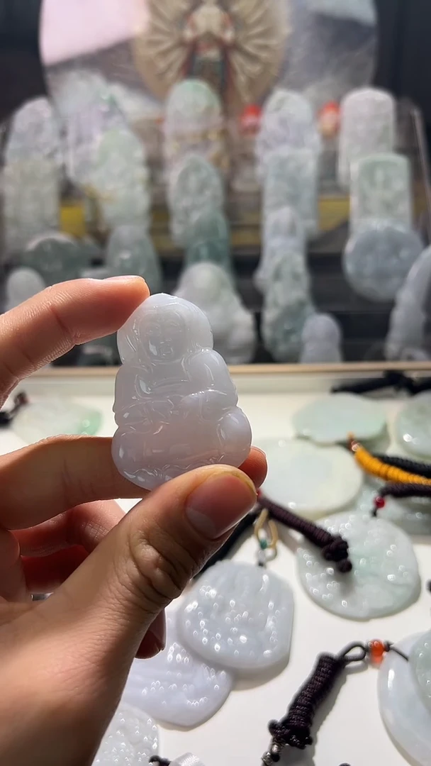 颈饰未镶嵌翡翠12/13     37