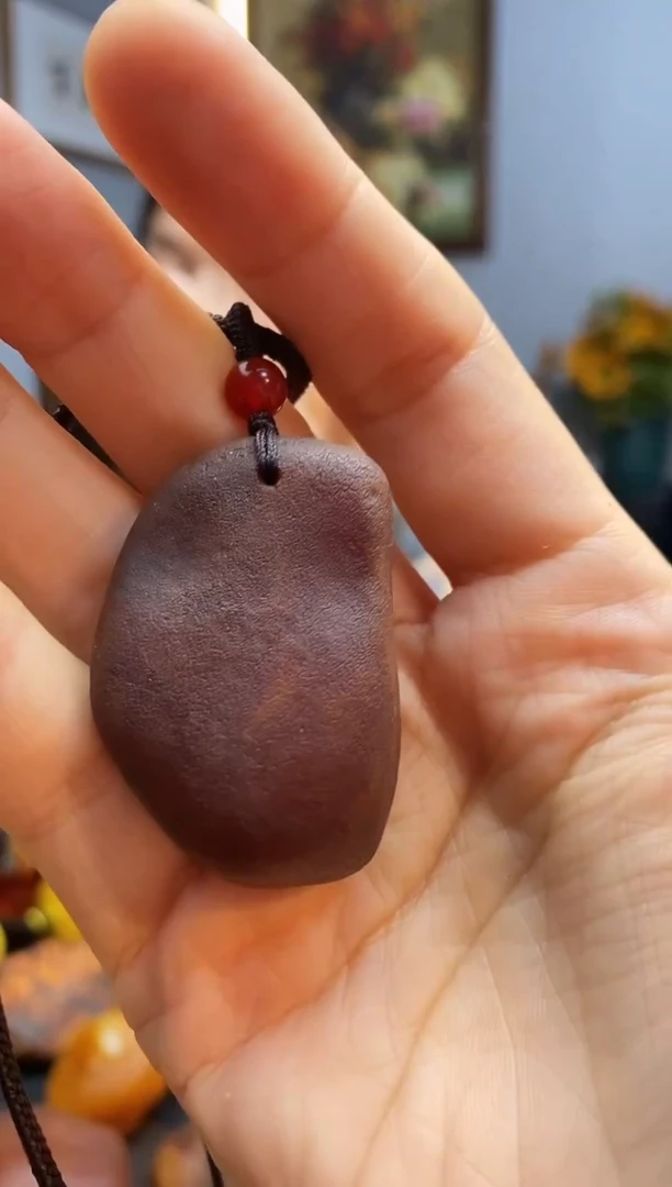 琥珀颈饰未镶嵌挂件