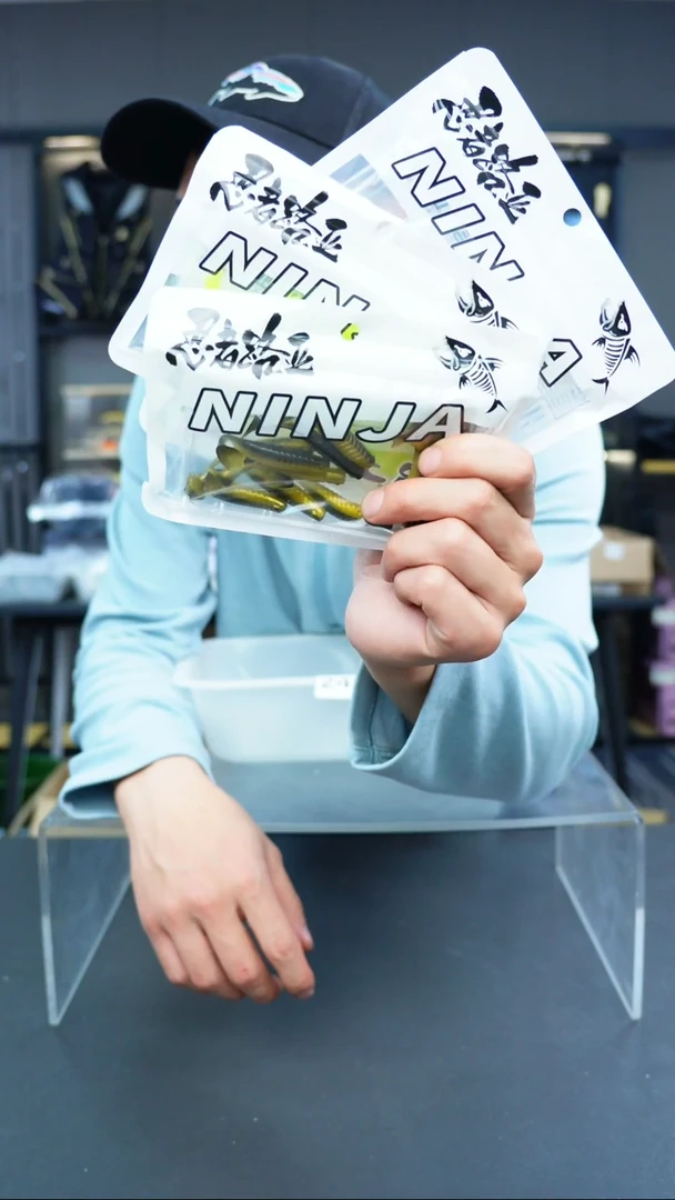 246#路亚毒物社路t尾10包颜色随机