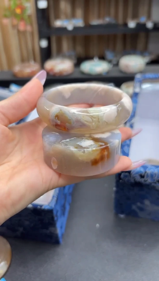 未镶嵌手镯石英质玉A506(58圈赠送镯心)