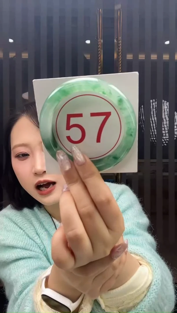 未镶嵌手镯石英质玉25