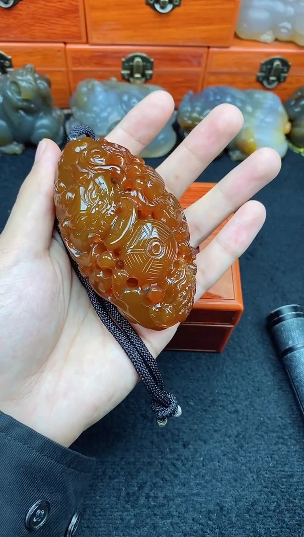 未镶嵌玛瑙/玉髓珠宝奇石特***哥0