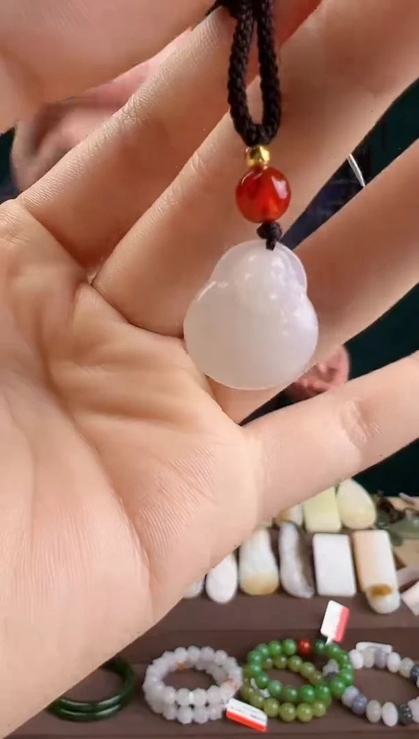 【闪购商品】和田玉颈饰未镶嵌ZZ 拍一发一 多样性发货