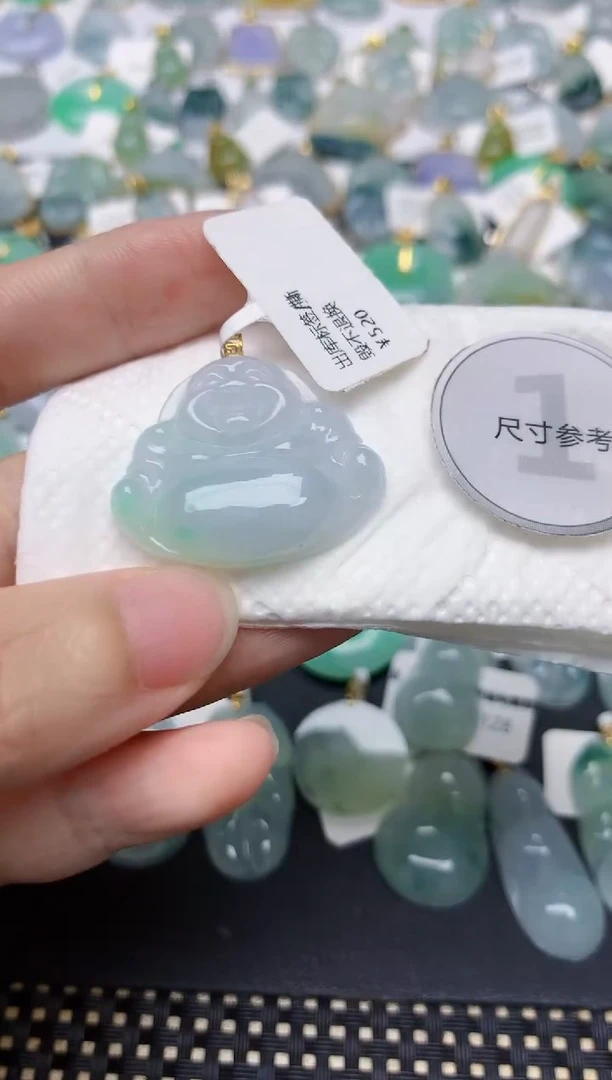 翡翠18K金镶嵌颈饰天然缅甸A货翡翠