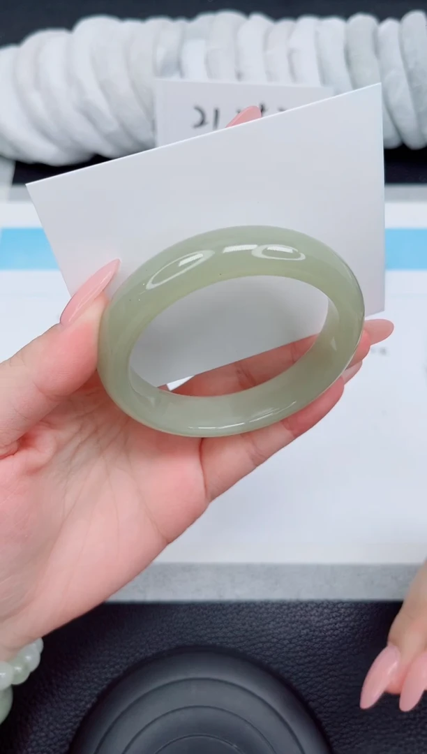 石英质玉手镯未镶嵌27-58.9