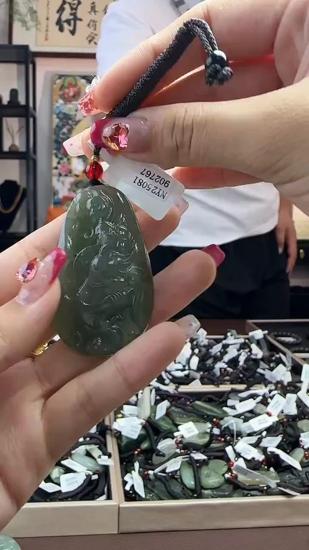 颈饰未镶嵌和田玉2767