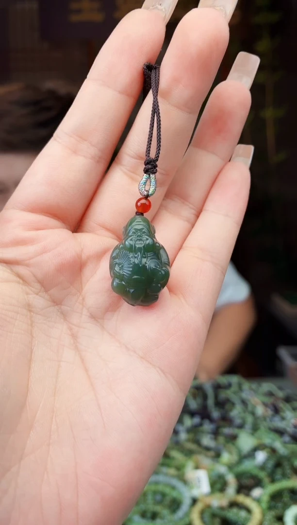 和田玉未镶嵌颈饰拍一发一