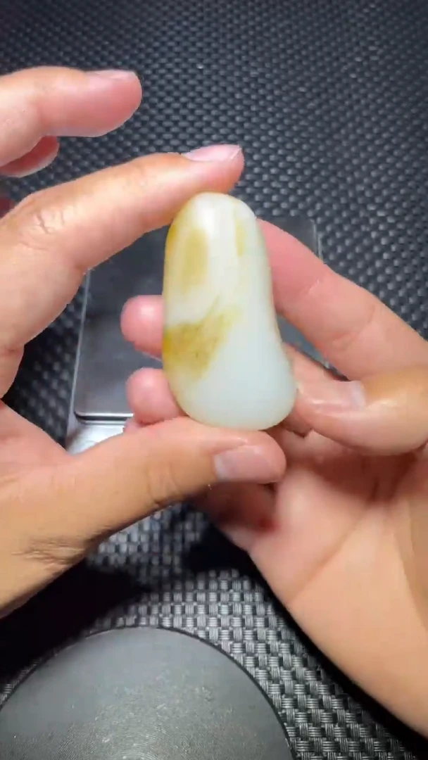 【闪购商品】和田玉挂件未镶嵌85