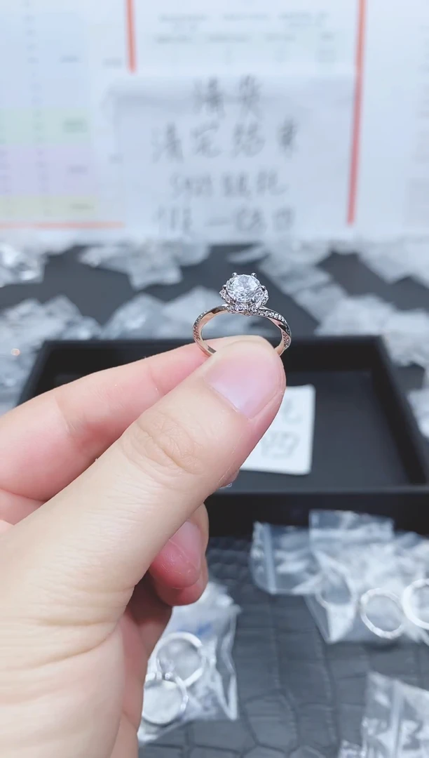 925银合成碳硅石虞美人一克拉14码