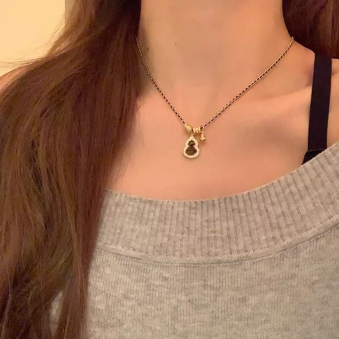 铜合金皮质项链 秋季复古轻奢美拉德葫芦项链女气质高级感毛衣链