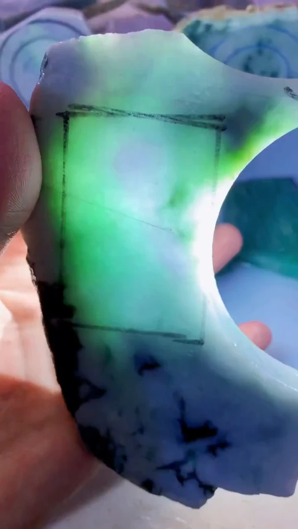 颈饰未镶嵌翡翠缅甸A货翡翠史966