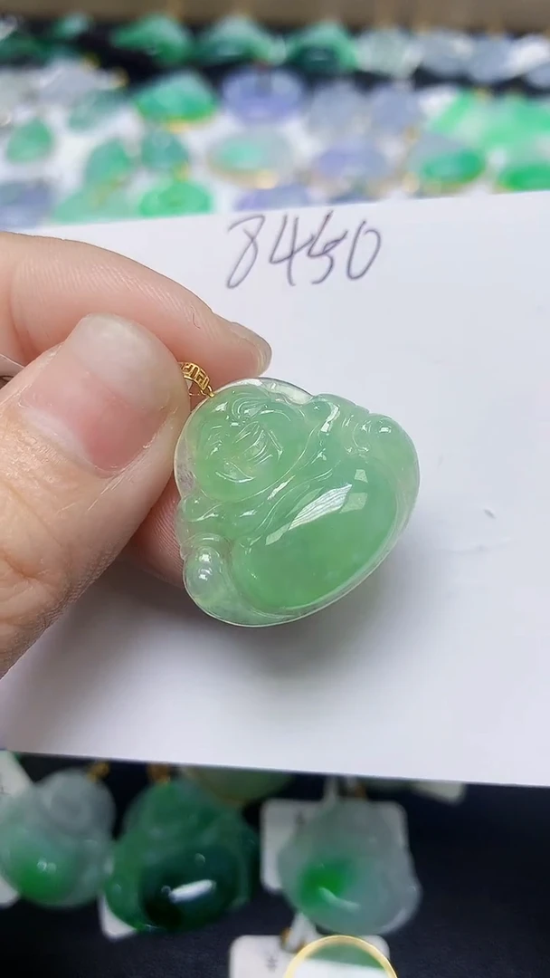 翡翠18K金镶嵌颈饰 天然缅甸翡翠A货