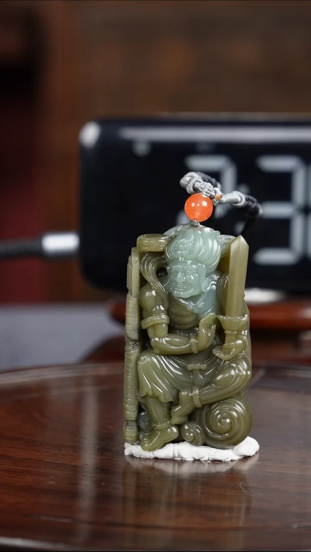 未镶嵌和田玉挂件中*中不动明王