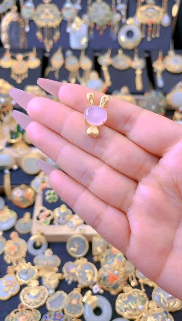【闪购商品】玛瑙/玉髓吊坠合金小兔子吊坠