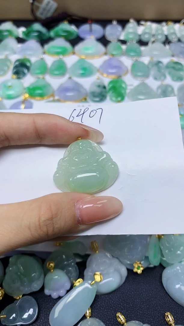 翡翠未镶嵌颈饰天然缅甸翡翠A货