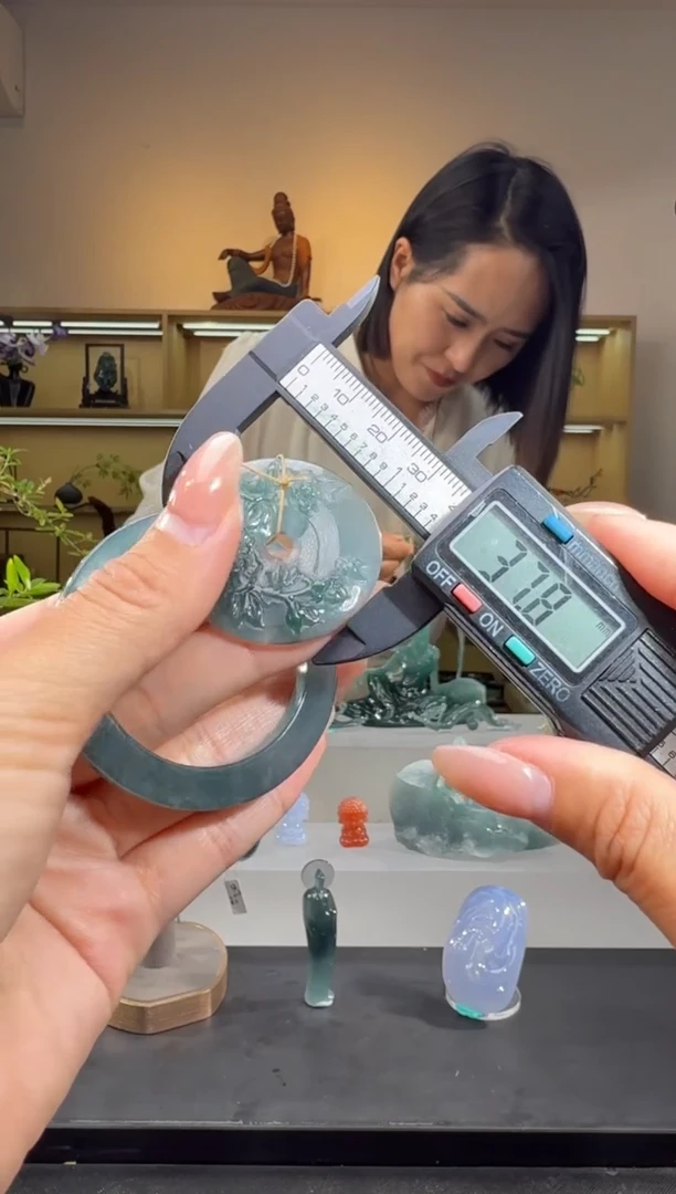 吊坠(不含链)未镶嵌翡翠子母扣