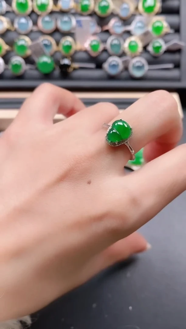 银S925镶嵌戒指翡翠111