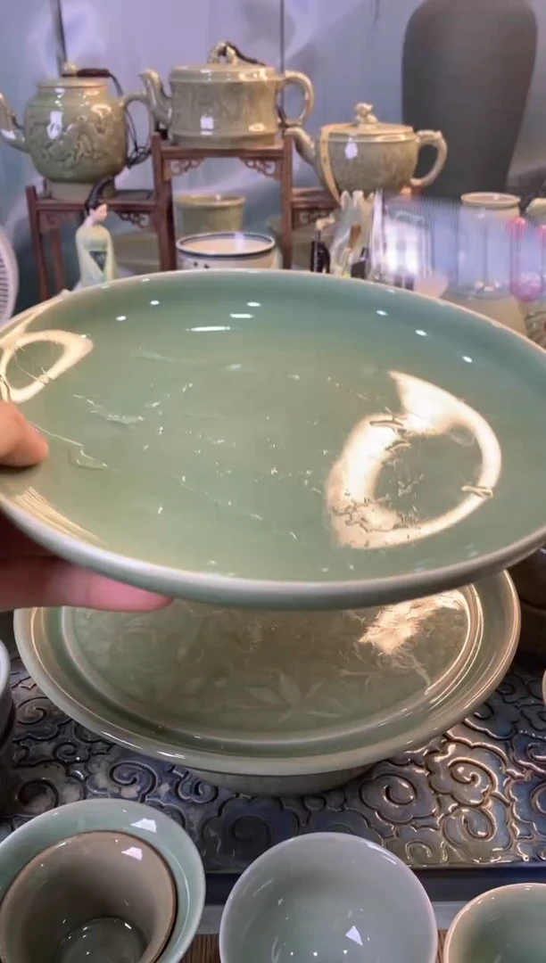 耀州窑微瑕22cm左右 素面盘 一个 B000002