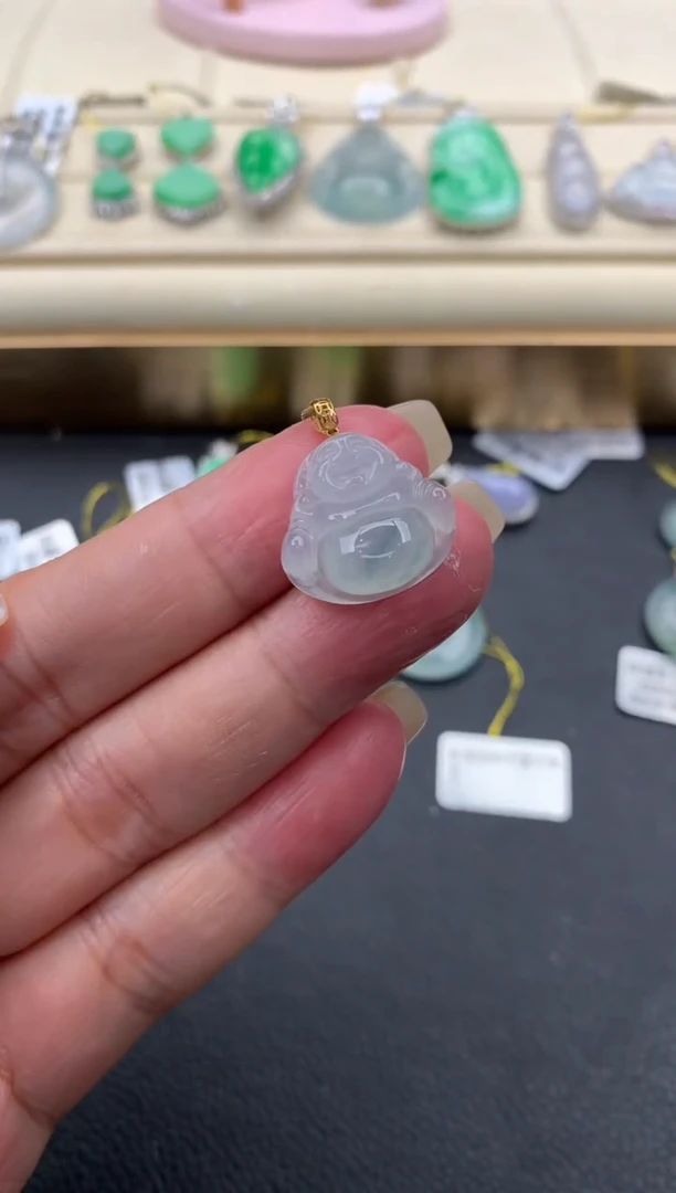 【闪购商品】翡翠颈饰18K金镶嵌Q678      