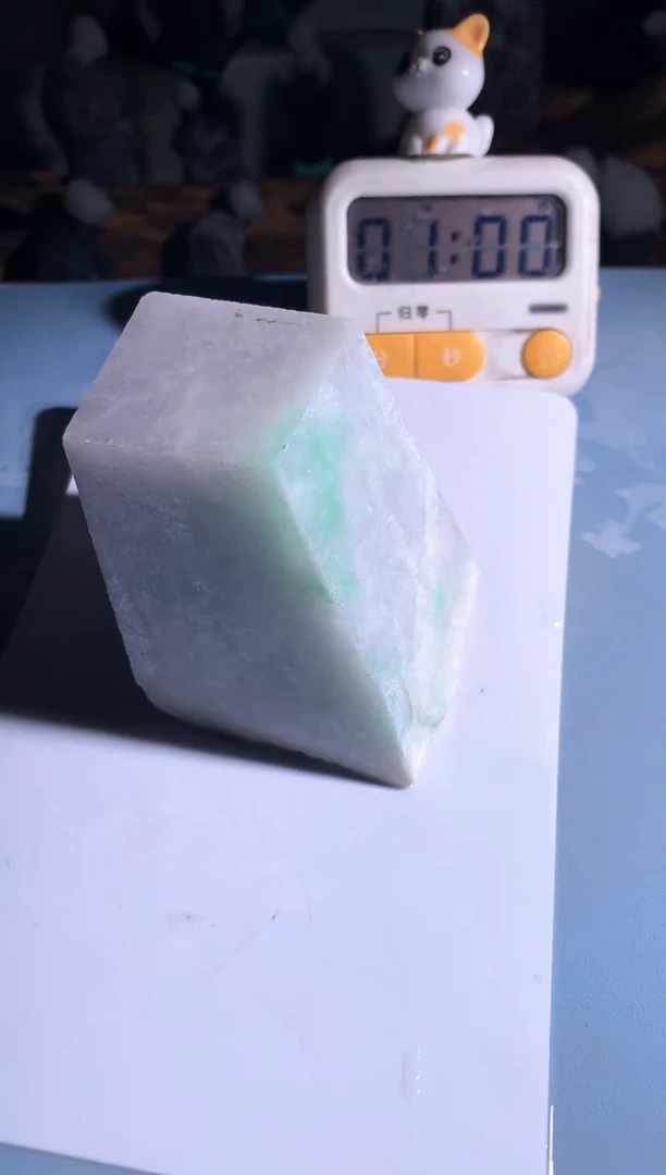吊坠(不含链)未镶嵌翡翠游**水M662