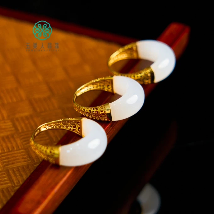石惑珠宝~和田玉馒头闭口戒指约9*22mm-多样性发一