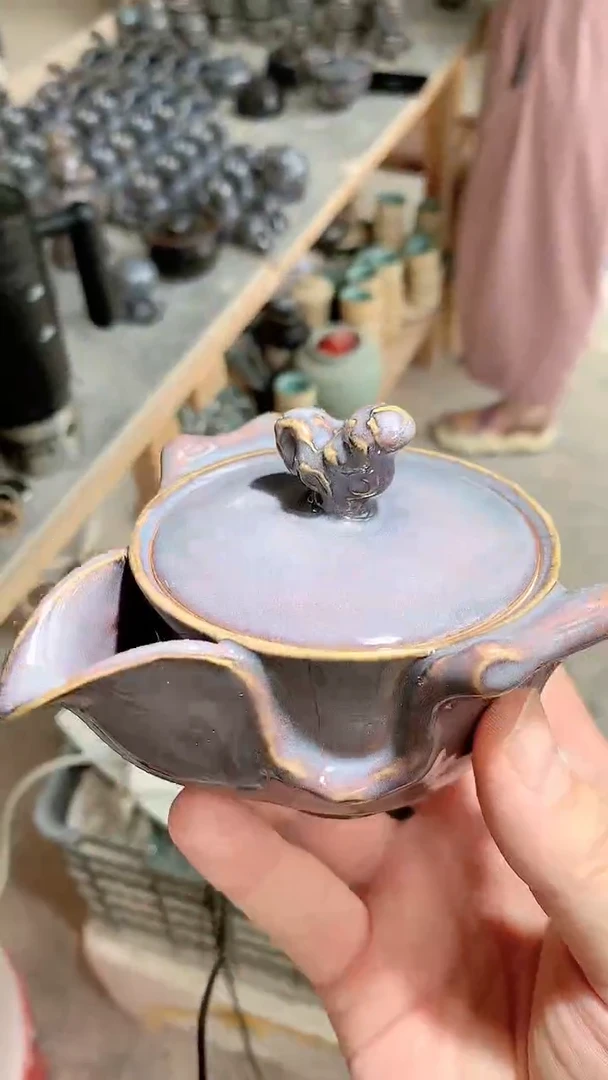 【览古雅韵】太湖石手抓壶