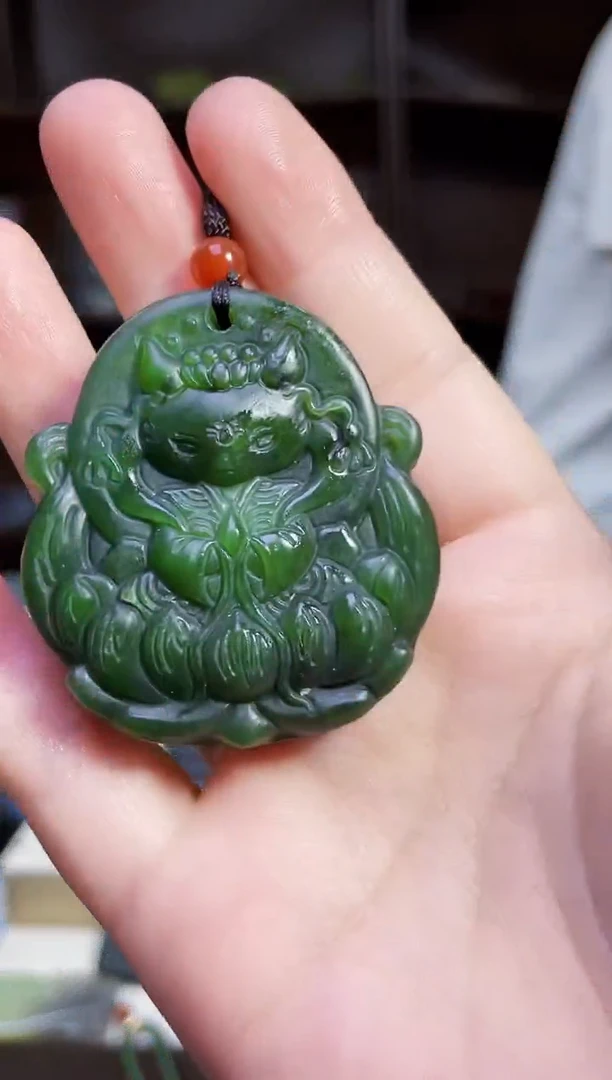 和田玉未镶嵌颈饰1