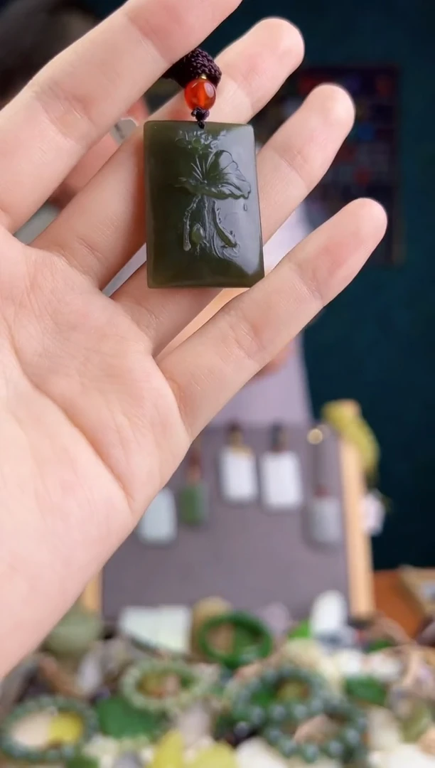 和田玉未镶嵌颈饰多样性发货 拍一单发一个