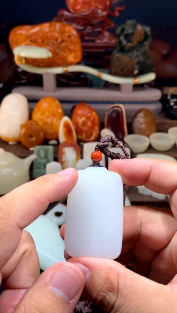 和田玉（糖玉）未镶嵌挂件田*786