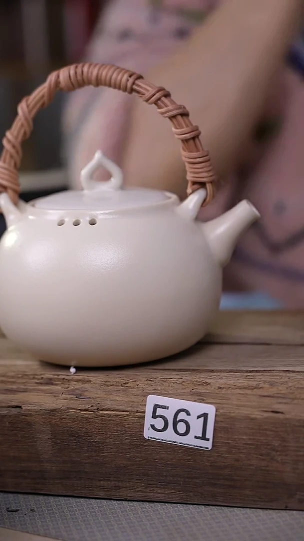 【闪购商品】瓷片微瑕微瑕 介意勿拍~~
