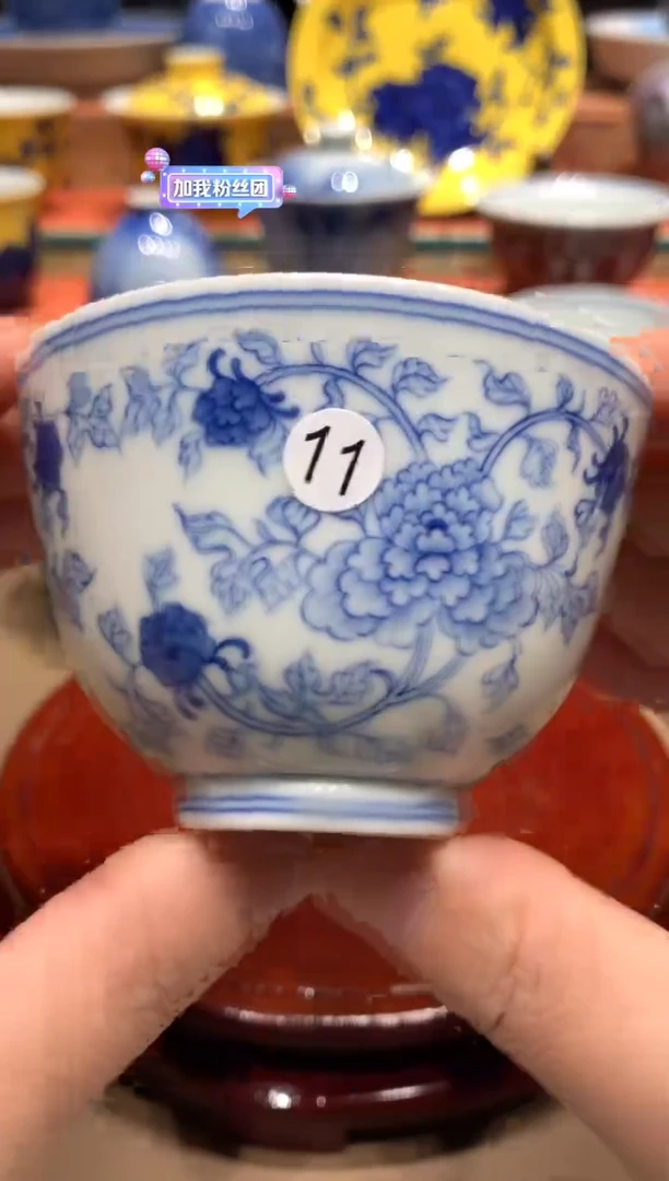 摆件11青花花卉的直口杯额额额