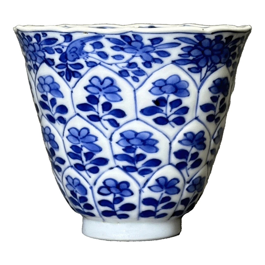 25016280y青花莲瓣模印花卉铃铛杯