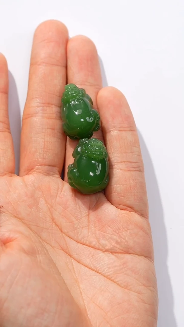 吊坠(不含链)未镶嵌和田玉碧玉貔貅多样性发一件