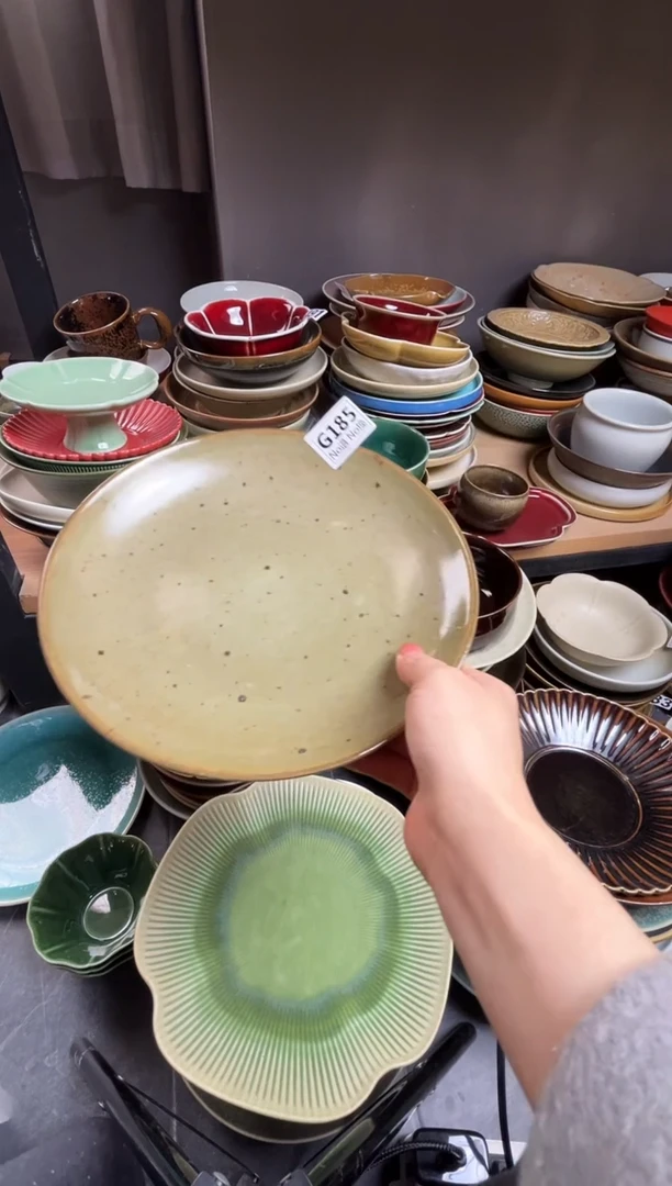 瓷片小***蓝g185粗陶和春光浅盘福利