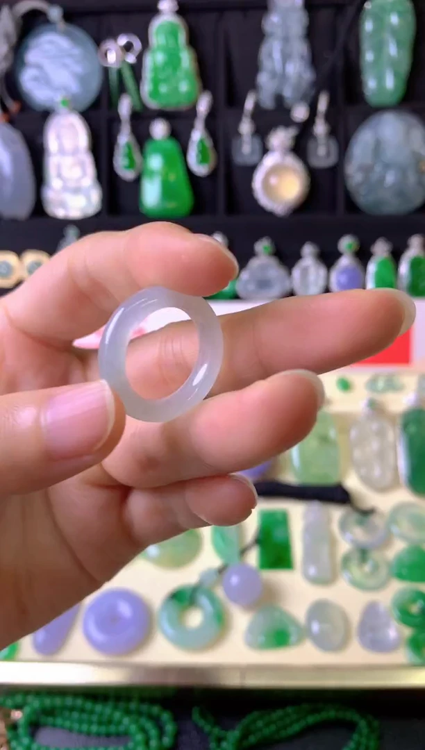 翡翠戒圈未镶嵌成品戒圈