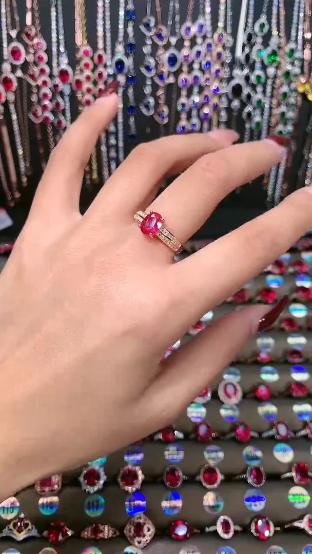 【闪购商品】红宝石戒指银S925镶嵌6.8戒指