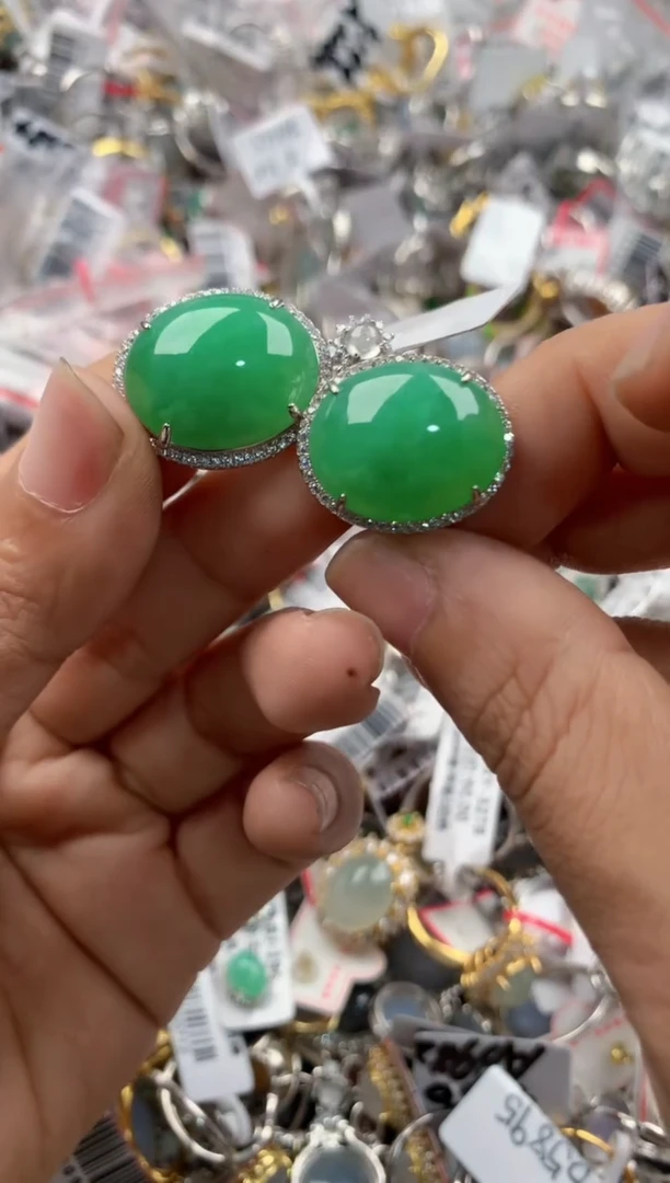 银S925镶嵌戒指翡翠888            2