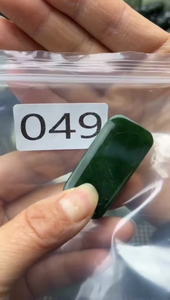未镶嵌和田玉珠宝半成品牌子