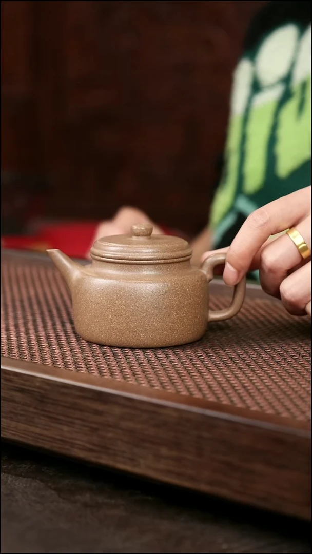 茶壶紫砂芝麻绿剑流德中