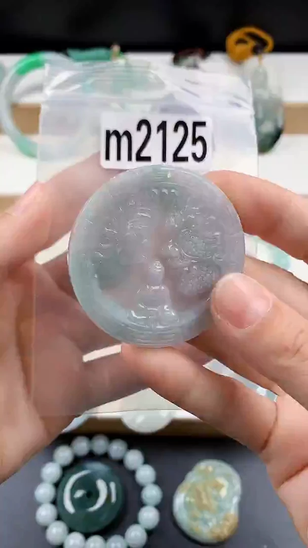 颈饰未镶嵌翡翠天然翡翠吊坠挂件