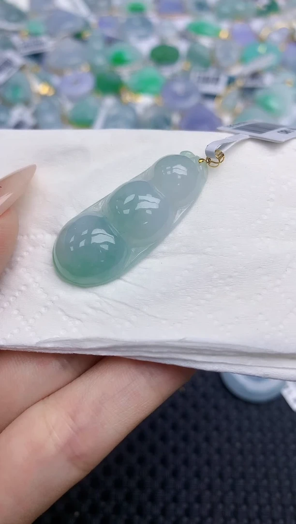 翡翠18K金镶嵌颈饰199    天然翡翠A货